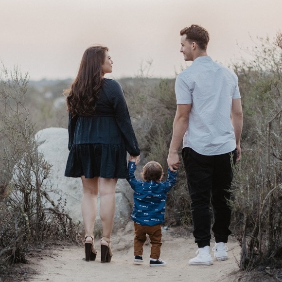 Meet your Posher, Karina - Picture 1 of 1